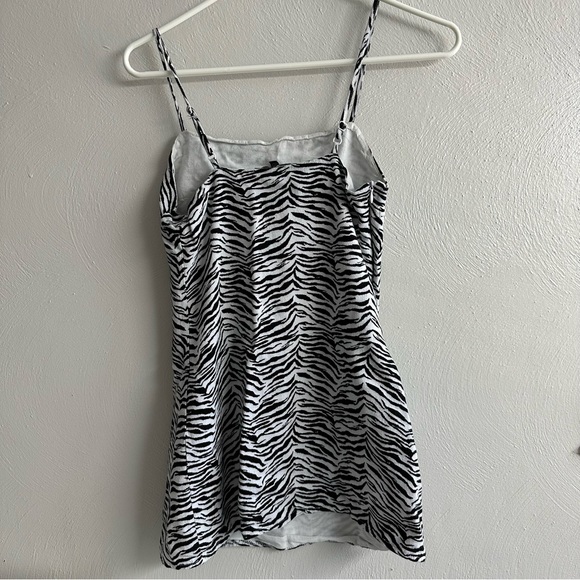 Kendall + Kylie Zebra Print Mini Dress - Picture 2 of 4